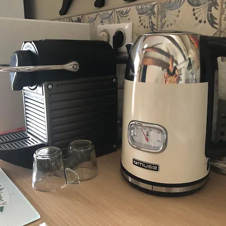 Maisonnette De Charme Les Jardins De Lou Nyaraló