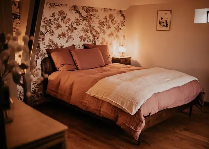 Maisonnette De Charme Les Jardins De Lou *